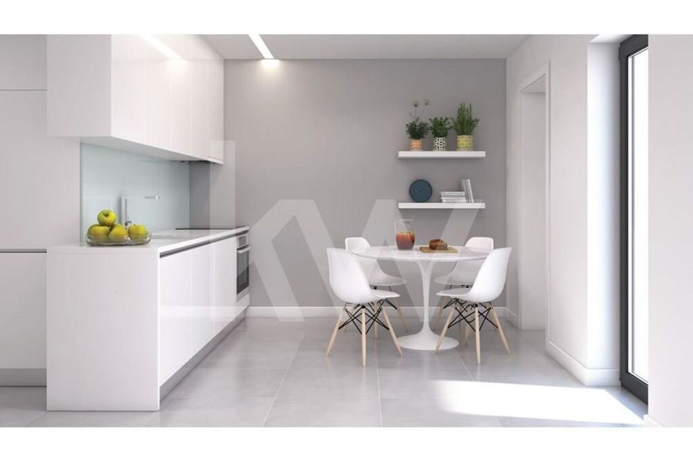 T3 Nova construção em Corroios