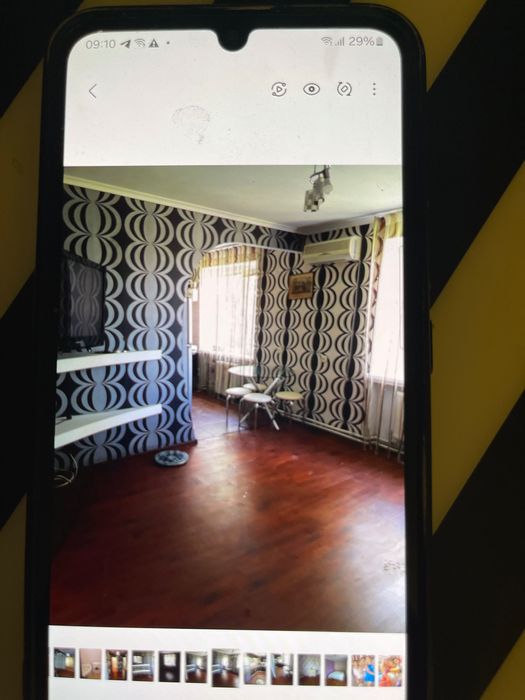 Продается 2-ух комнатная квартира в центре города Верхнеднепровска