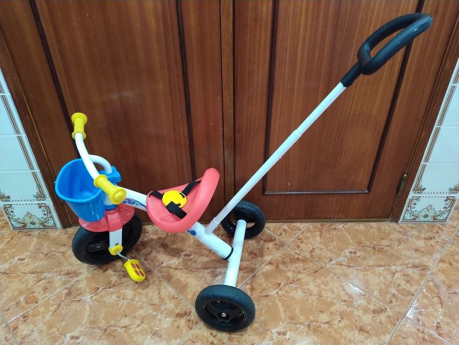 Triciclo para criança carro cozinha casa quarto apartamento vivenda gabinete escritório.