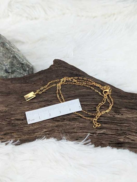 Złoty naszyjnik z literką "S" – stal nierdzewna