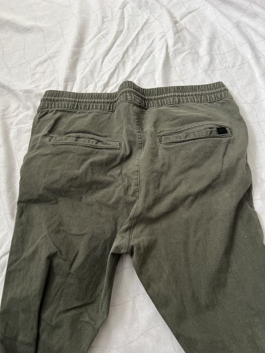 Meskie spodnie 34 98% bawełna butelkowa zieleń