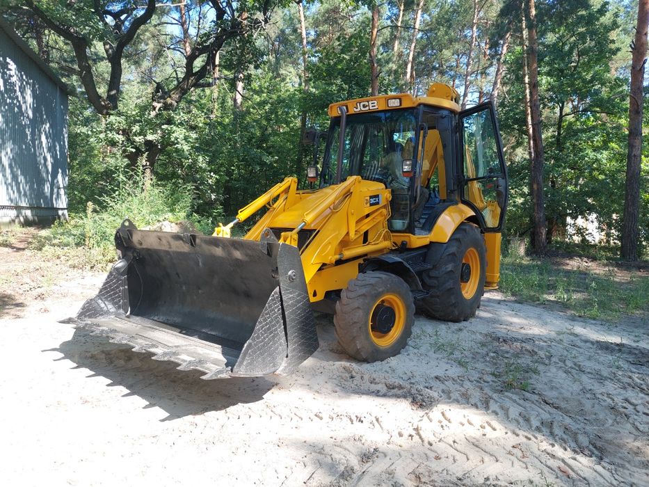 Послуги екскаватора jcb3cx  чистка снігу вивіз сміття щебінь пісок