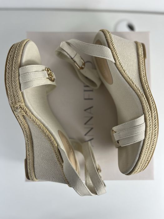 Buty na koturnie Anna Field rozmiar 38