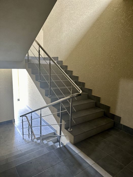 1-кім Винники 51 мкв Ц 62000уо