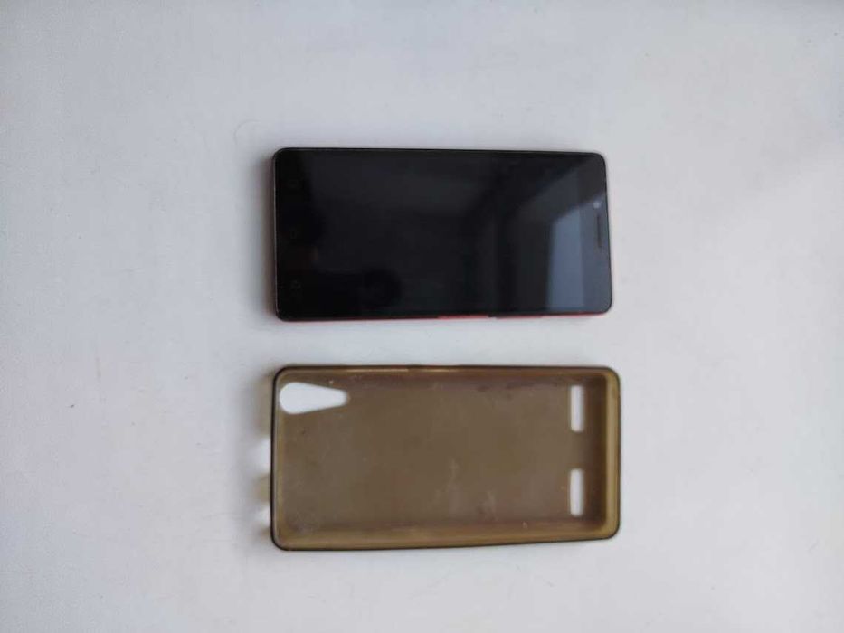 Продаю смартфон Lenovo A6010 Red Music