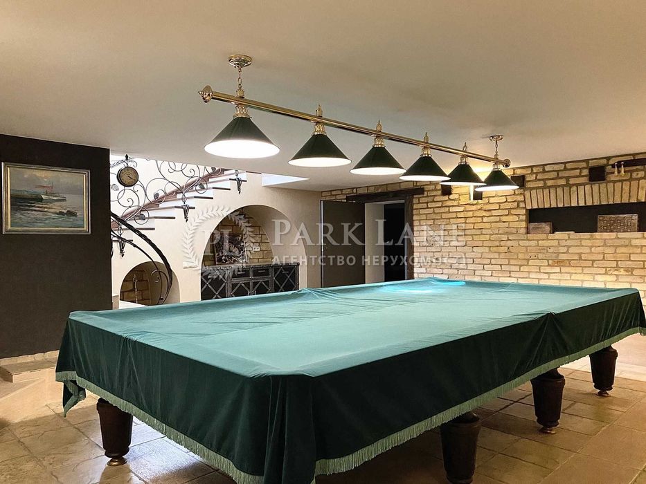 Романков. 430 м.кв. 50 соток земли.