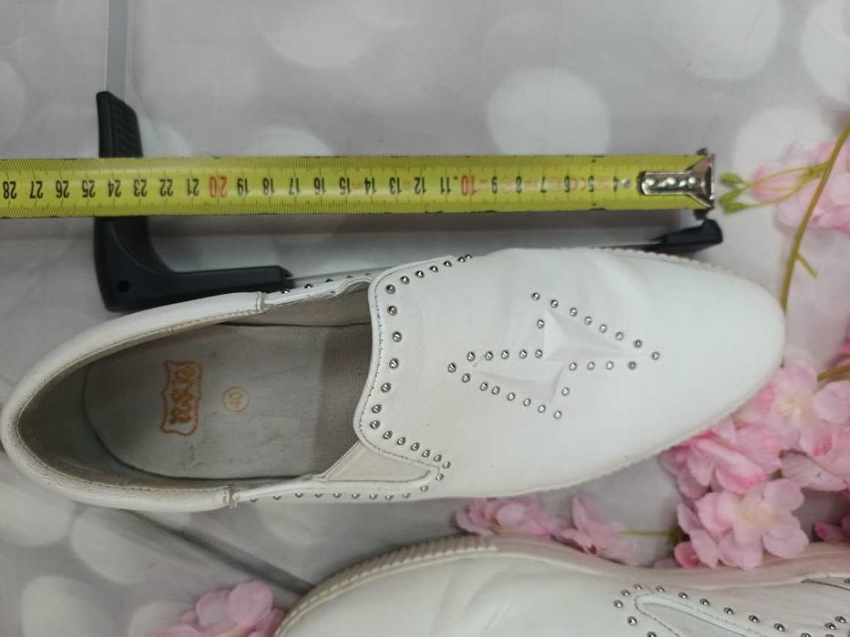 Buty damskie ASH białe skórzane slip-on rozmiar 40