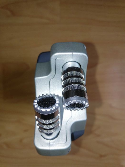 Zoom H4n Portable Digital Audio Recorder