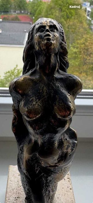 Rzeźba z brązu WENUS wys. 28 cm