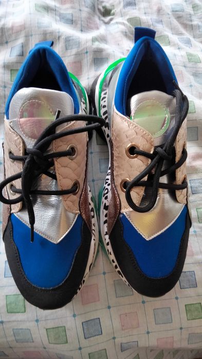 Sapatos novos n40