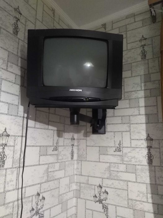 Продам телевізор MEDION