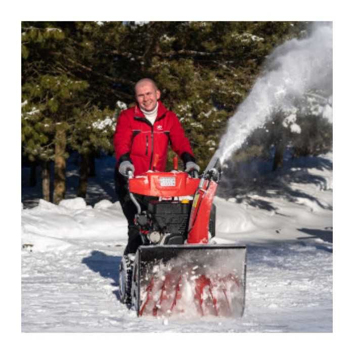 прибирання території від снігу снігоприбирачем