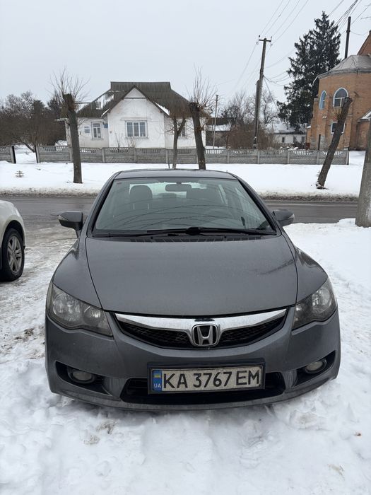 Продам honda civic 2009 гибрид