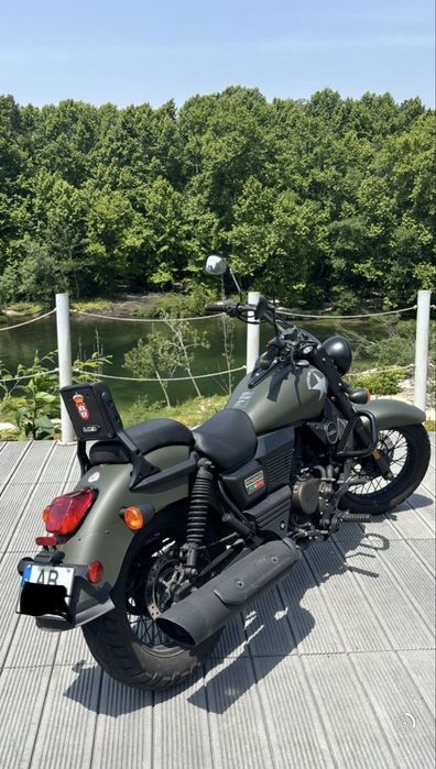Vendo Moto renegade 4800 km como nova