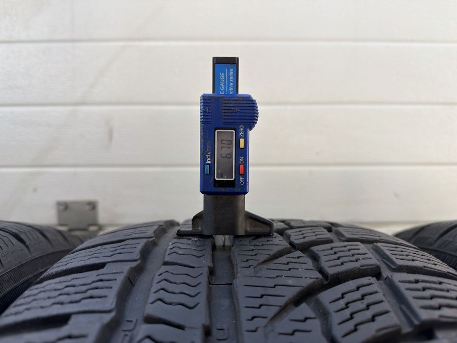 Opony zimowe Nokian 255/55/18 109H