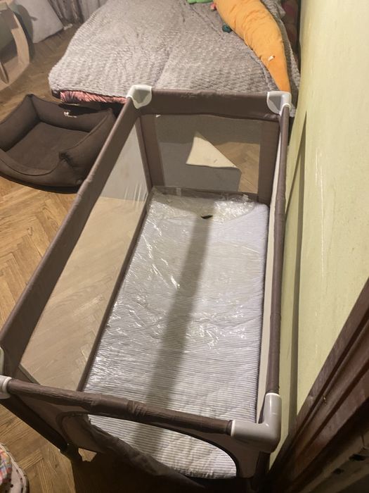Продам дитячий манеж