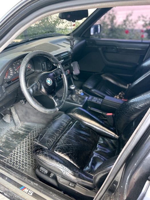 Продам. BMW E34,