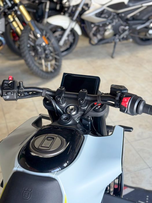 Husqvarna Vitpilen 401