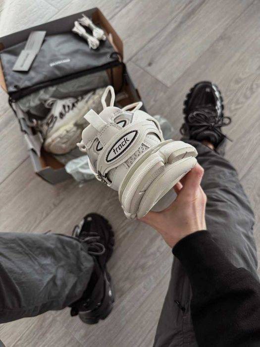 Кросівки Balenciaga Track 3.0 Signature Sneaker White/Black premium