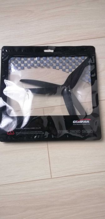 Продам пропеллеры GemFan 1050 - 3