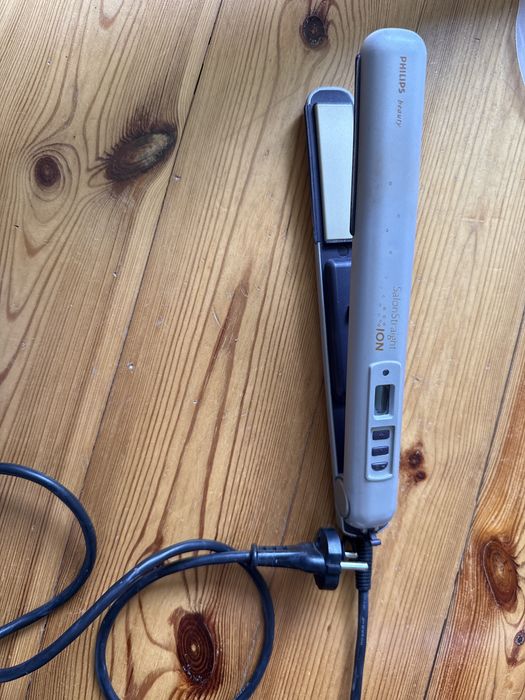 Sprzedam prostownicę  Philips Beauty SalonStraight Ion