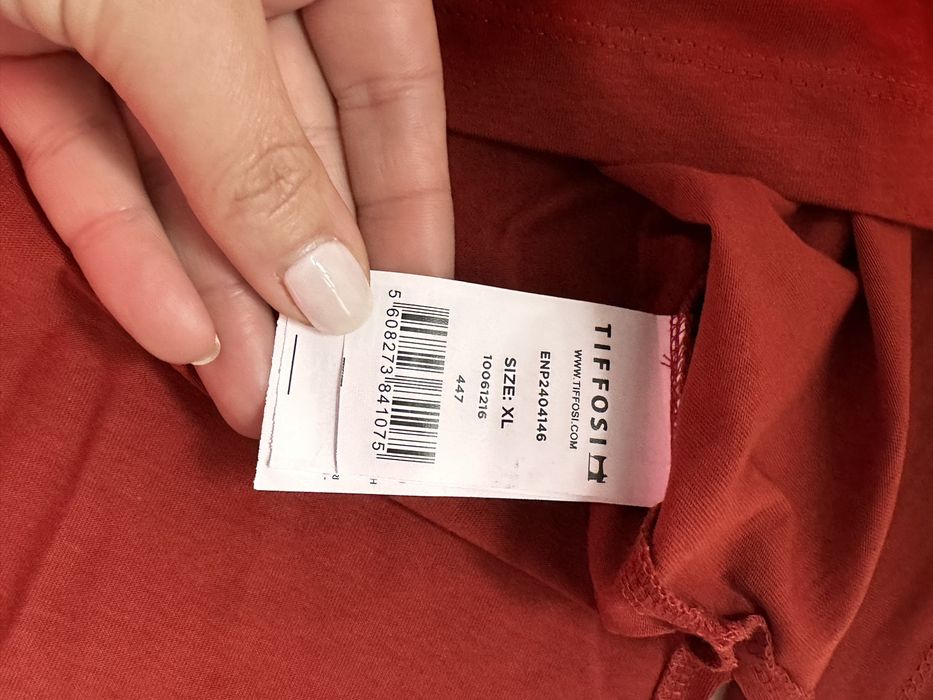 Duas T-shirts novas da Tiffosi (XL)