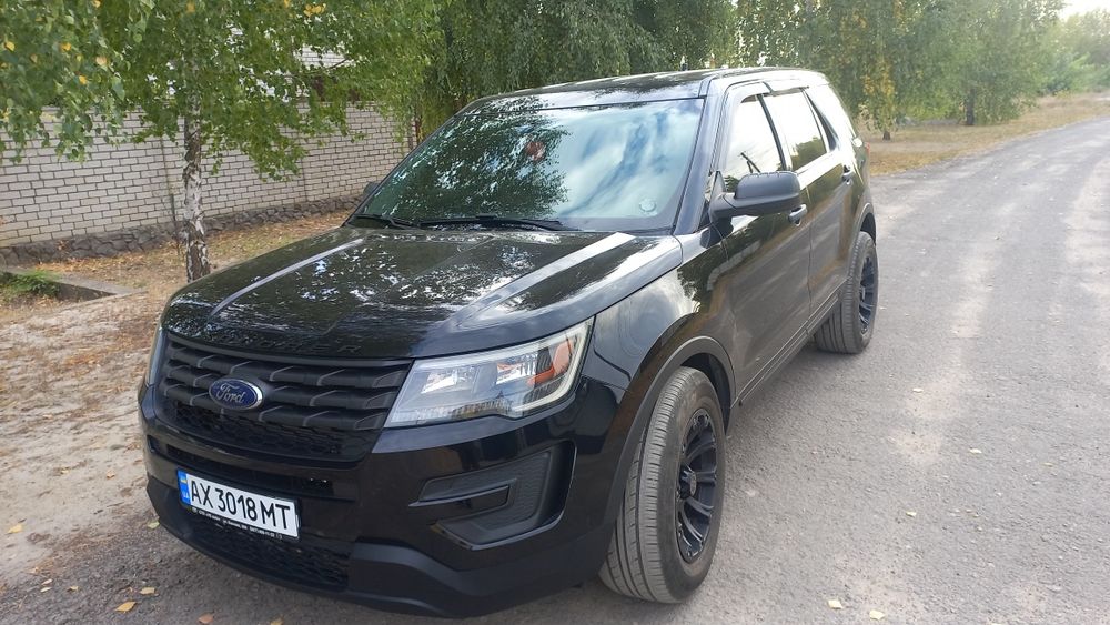 Форд експлорер 2017 рік