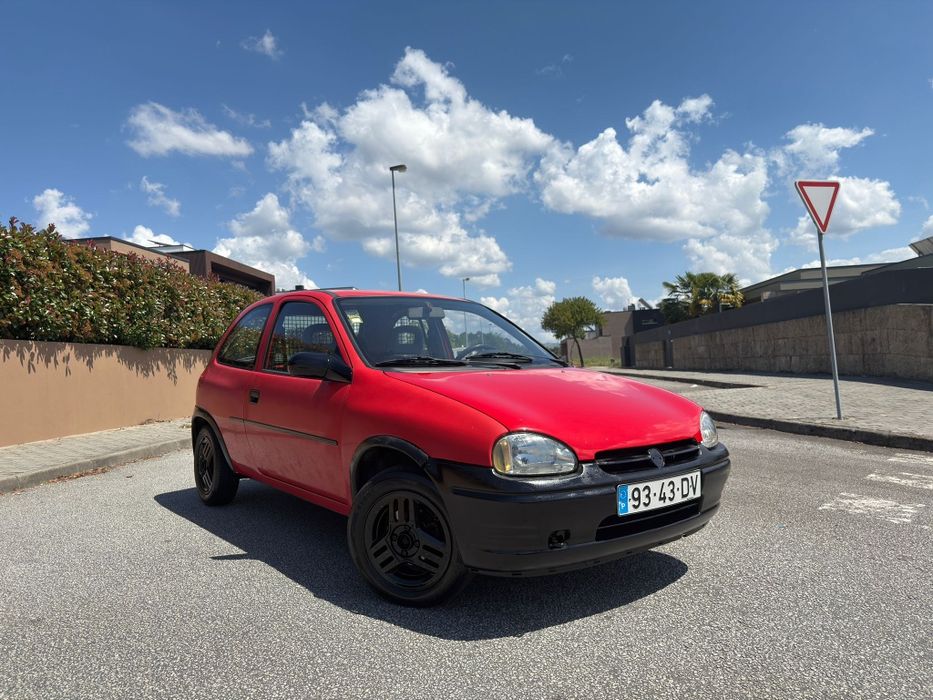 Opel Corsa B 1.5D - Comercial