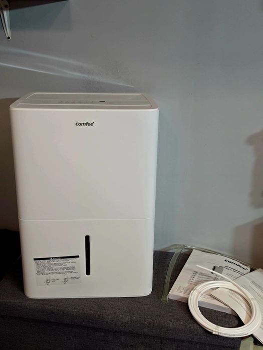 Osuszacz powietrza Comfee Model MDDPE-50DEN7 50 litrów na dzień 116m2/250m3