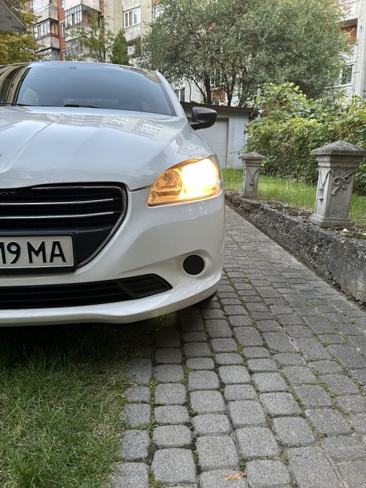 Продам Peugeot 301