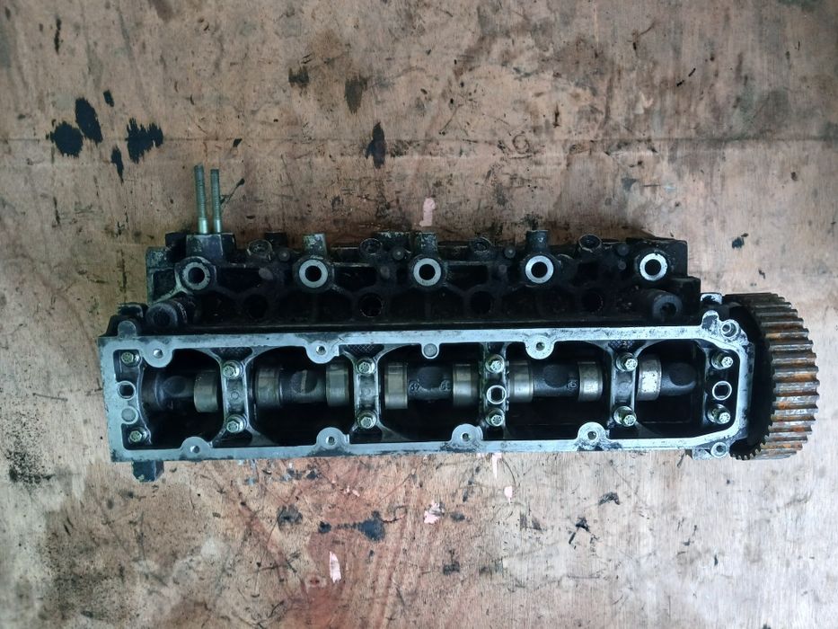 ГБЦ Головка Блока Циліндрів 2.0 HDI Citroën Пежо Партнер  Peugeot