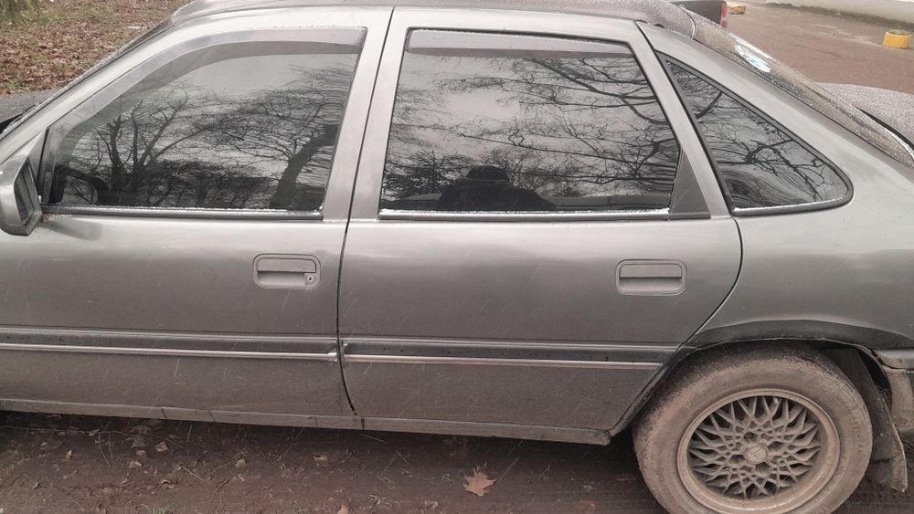 Двигун 2.0 Опель Вектра А подетально