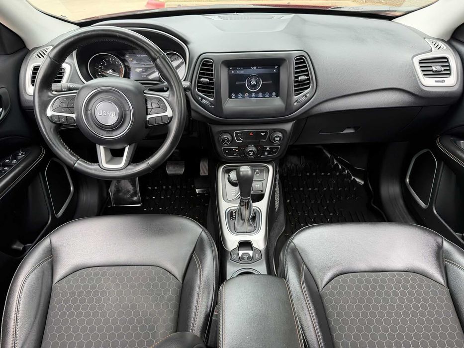 Jeep Compass      2023