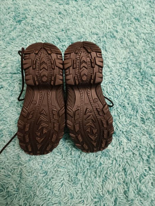 Ботинки зимние 40 размер б/у в отличном состоянии