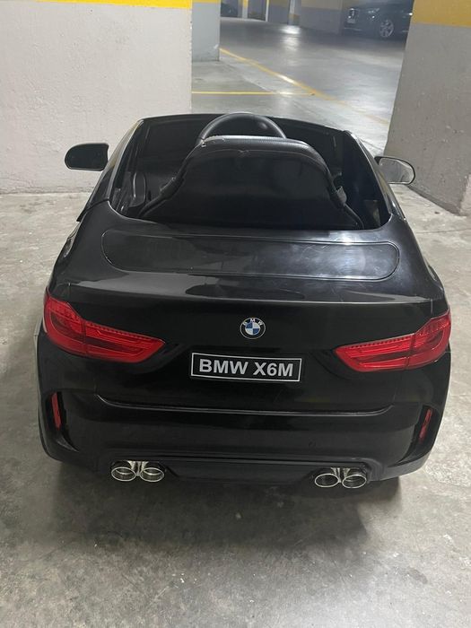 Carro elétrico para criança