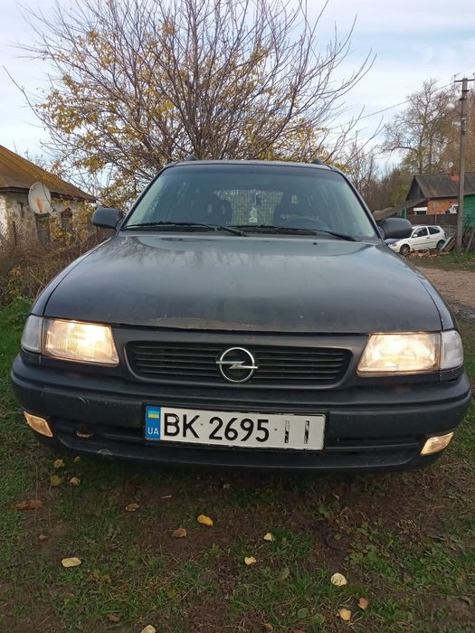 Продам  Opel Astra F 1.6