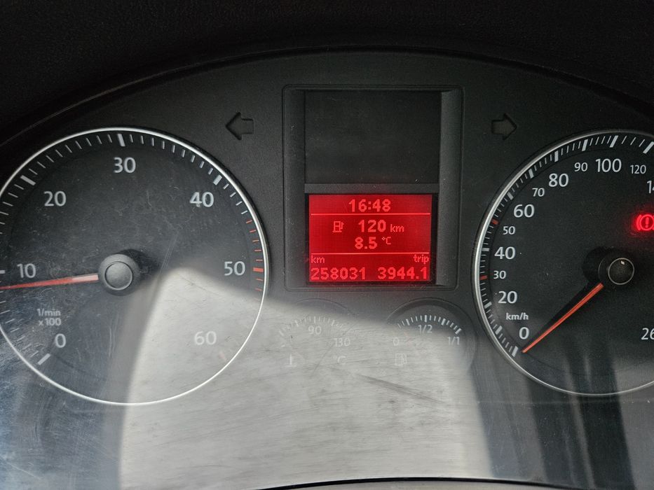 Vendo VW Golf 1.9 TDI ConfortLine