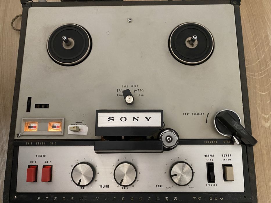 SONY Tape recorder TC-200