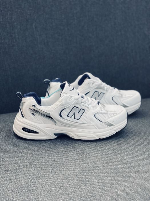 New Balance 530 Classic Silver класичні