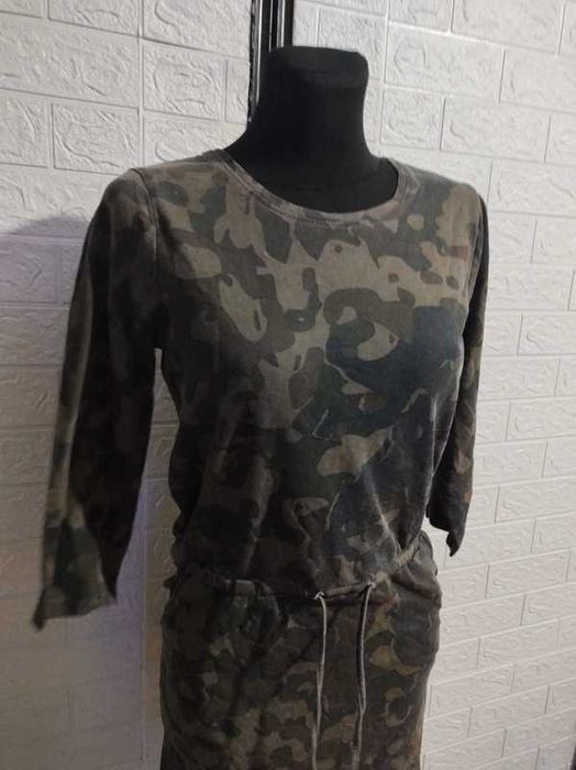 sukienka sportowa na co dzień rozmiar S