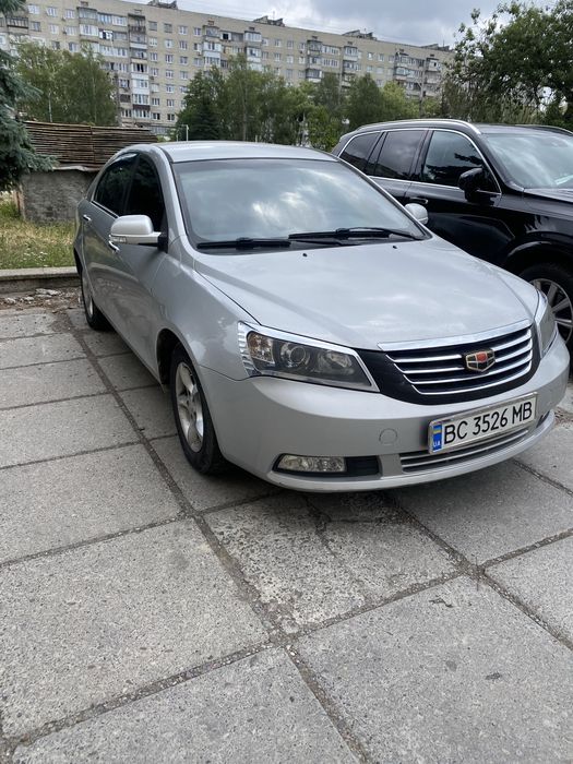 Geely Emgrand7 продам дешево