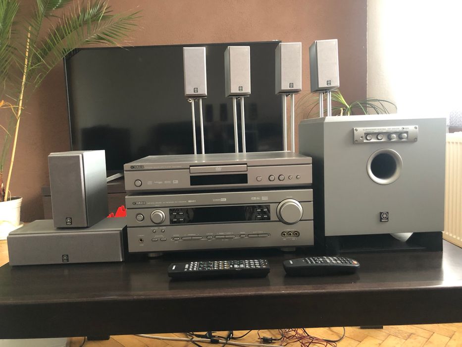 Wieża Yamacha amplituner + CD + kino domowe