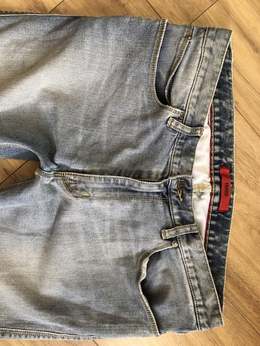 Spodnie jeansowe Hugo Boss 33/32