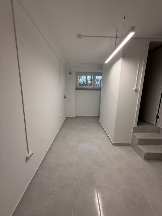 Arrendamento de espaço comercial na Rua Cabo Verde,