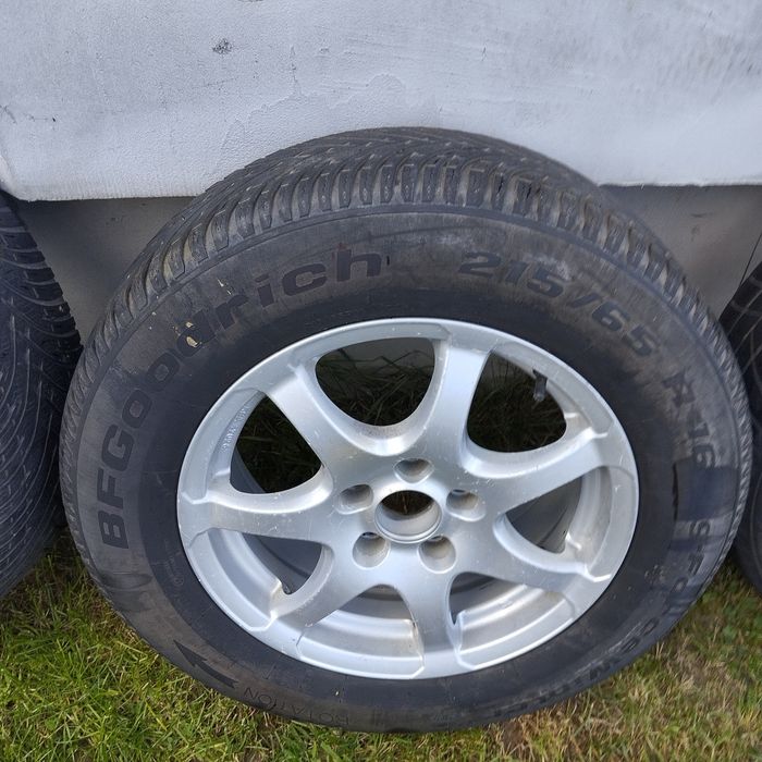 Шини зимові з дисками