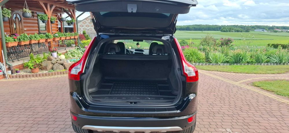 Volvo XC60 5 cylindrów  SUMMUM