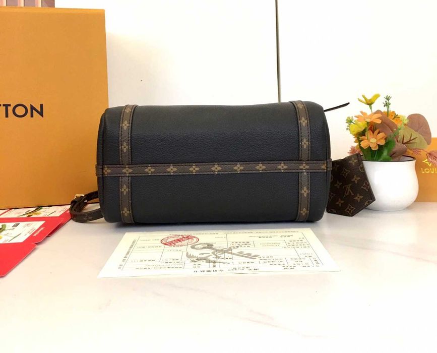 Шкіряна сумка Louis Vuitton Express LV