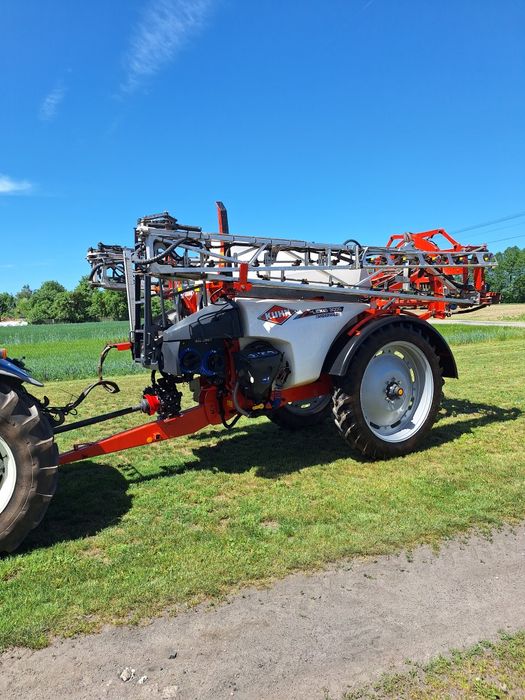 Opryskiwacz Kuhn Lexis 3000