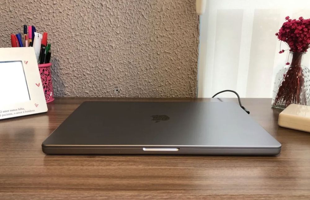 Macbook M1 Pro 16" - 16 Gb / 512 Ssd