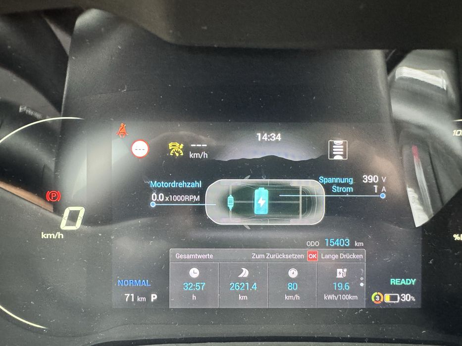 MG ZS Luxury com 16.000 kms